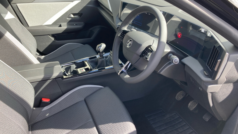 Vauxhall Astra 1.2 Turbo 130 Griffin [Tech Pack] 5dr Petrol Hatchback